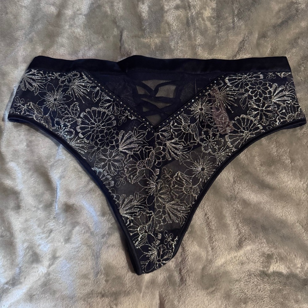 Victoria's Secret M Thong high-waist Navy Blue Silver Floral embroider Crystal